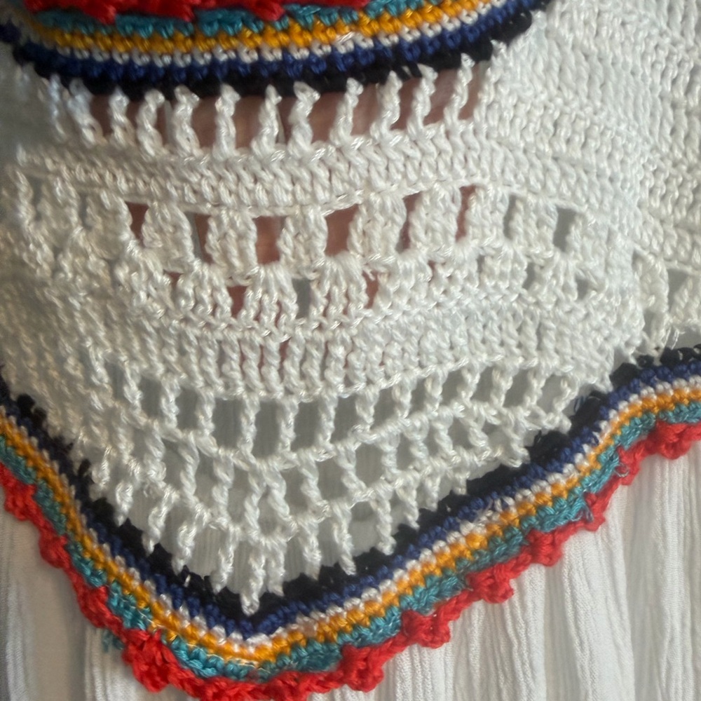 Democracy White Boho Tank Top with Multicolor Crochet Detail size medium - Picture 4 of 12